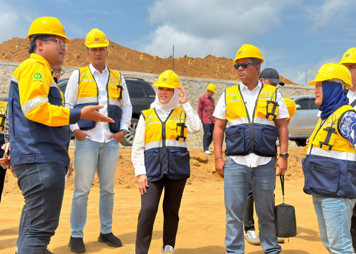 Kajati Jatim dan Tim JPN Lakukan Site Visit ke Lokasi Pembangunan PLTS di IKN