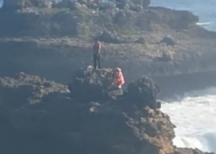 Hari Ketiga Pencarian Korban di Tanjung Sirap Terganggu Gelombang Tinggi, Topi Korban Ditemukan