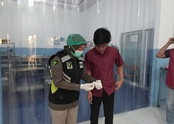 Food Safety SPPG Polri Ketanggi Ngawi Pastikan MBG Layak Konsumsi 