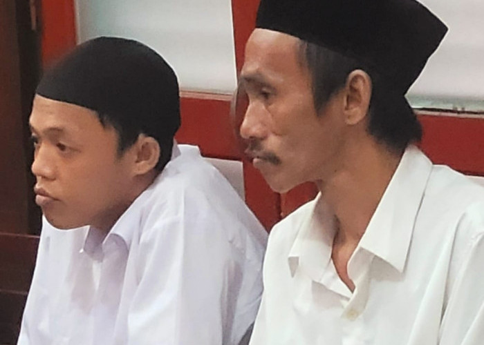 Kompak Jualan Sabu di Gang Sempit, Ayah di Surabaya Dituntut 4,5 Tahun dan Anak 2 Tahun Penjara