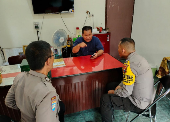 Polsek Tandes Sambangi Warga Manukan Kulon, Perkuat Sinergi Keamanan Lingkungan