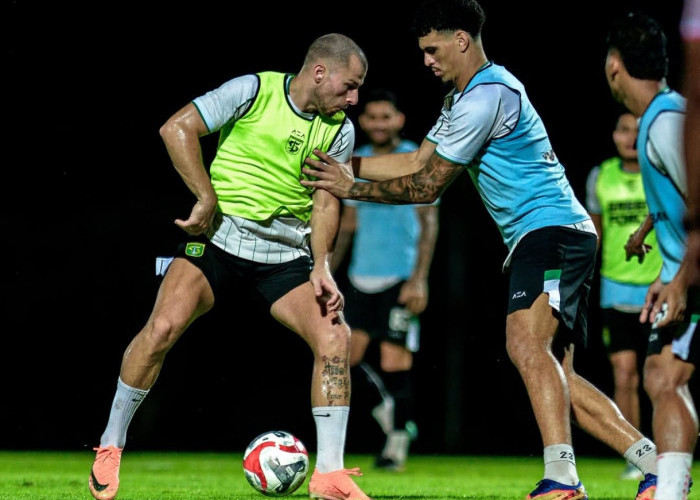 Derbi Jatim di Bali, Ambisi Persebaya Patahkan Tren Positif Arema FC 