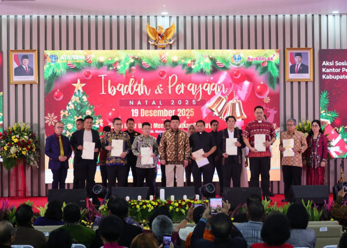 Terima Sertipikat Menjelang Natal, Pendeta Apresiasi Dukungan ATR/BPN dalam Sertipikasi Tanah Rumah Ibadah