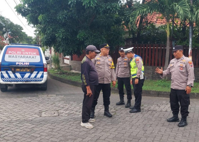 Jaga Kondusivitas Wilayah, Polsek Sawahan Intensifkan Patroli Dialogis di Pemukiman Jalan Dempo