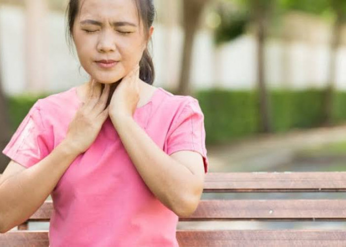 Cara Mengatasi Sakit Tenggorokan Agar Tidak Mengganggu Aktivitas Sehari-hari