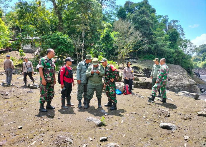 Polisi dan TNI Jaga Hutan Cagar Alam Pasrujambe, Cegah Tindak Pidana