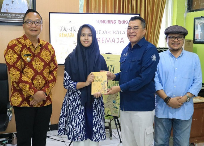 Siswa Gresik Terbitkan Buku Antologi Cerpen, Diluncurkan Langsung Wakil Bupati