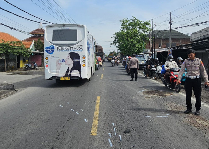 Ngerinya Jalanan Kota Pudak Gresik, Satu Nyawa Melayang Setiap 38 Jam