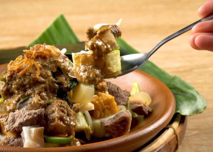 Rujak Cingur: Kuliner Khas Surabaya yang Kaya Rasa