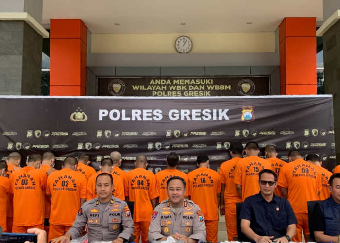 Polres Gresik Ungkap 14 Kasus Narkoba, 17 Tersangka Pengedar Diamankan