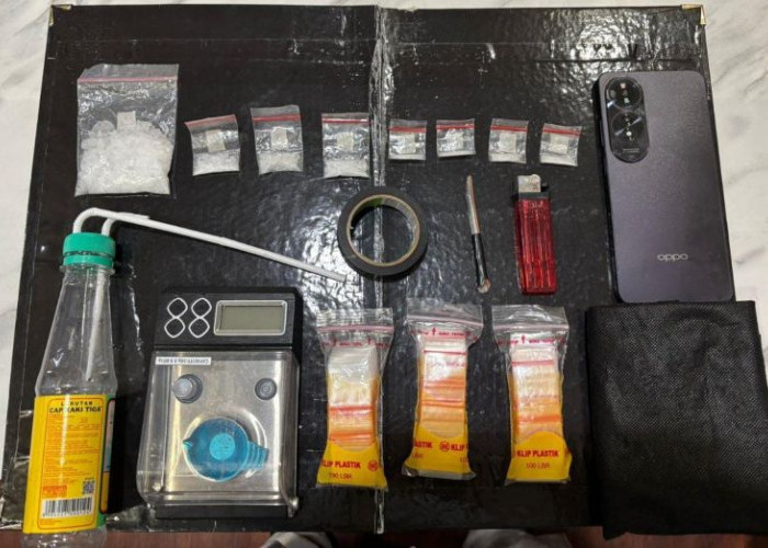 Nongkrong Bawa 8 Poket Sabu, Digelandang Polisi Polres Malang