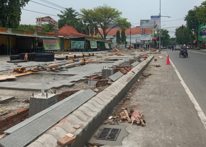 DPRD Jombang Ingatkan Proyek Jalan Gus Dur, Jangan Terulang Molor 