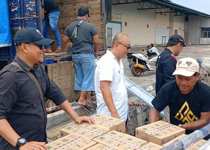 Pipa PDAM Rusak, Ribuan Warga Pulau Gili Ketapang Alami Krisis Air Bersih