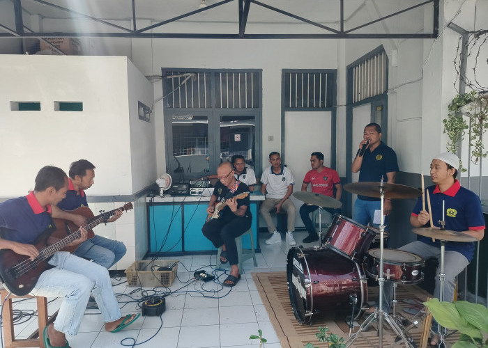 Harmoni dari Balik Jeruji, Musik Jadi Wadah Warga Binaan Lapas Jember Belajar Disiplin dan Rajut Asa