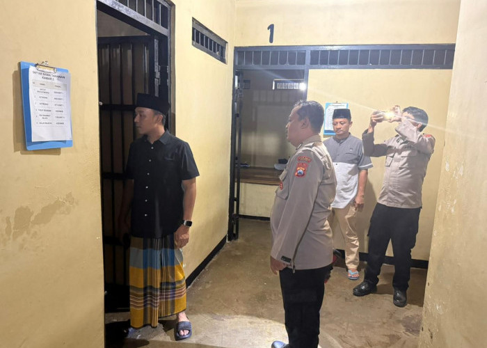 Kapolres Ngawi Cek Tahanan, Beri Motivasi di Awal Ramadan