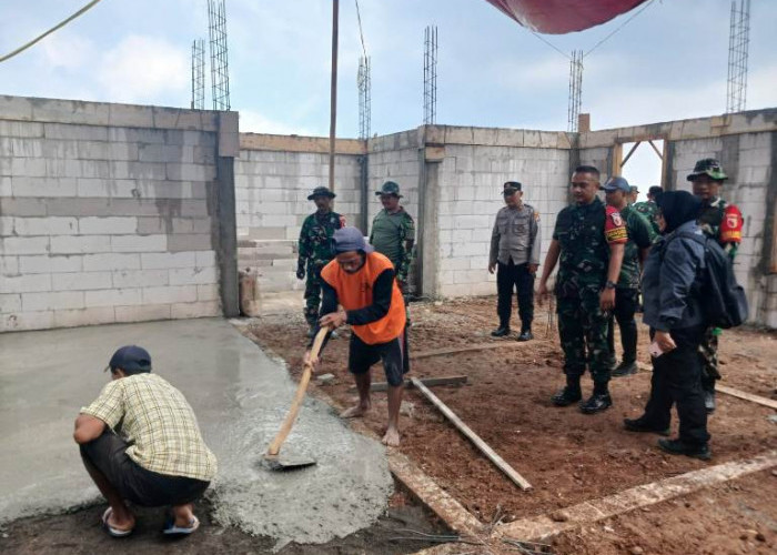 TNI dan Warga Madiun Bahu-Membahu Bangun Desa Terisolir di Lereng Gunung Wilis