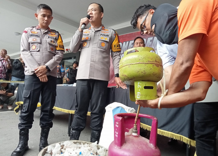 Belajar Ngecus dari YouTube, Distributor LPG Bersubsidi di Tulungagung Ditangkap Polisi