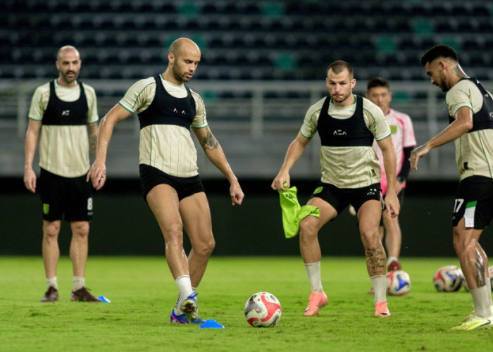 Malam Ini! Persebaya vs Madura United:  Masih Dibayangi Krisis Pemain 