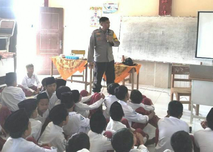 Police Goes to School, Polsek Kokop Edukasi Siswa SD Bahaya Narkotika dan Perundungan