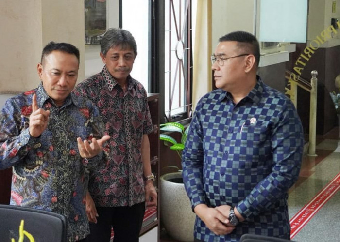 Kunjungi Kantah Surabaya I, Wakil Menteri ATR/BPN: Kecepatan Pelayanan dan Integritas Tetap Jadi Prioritas 