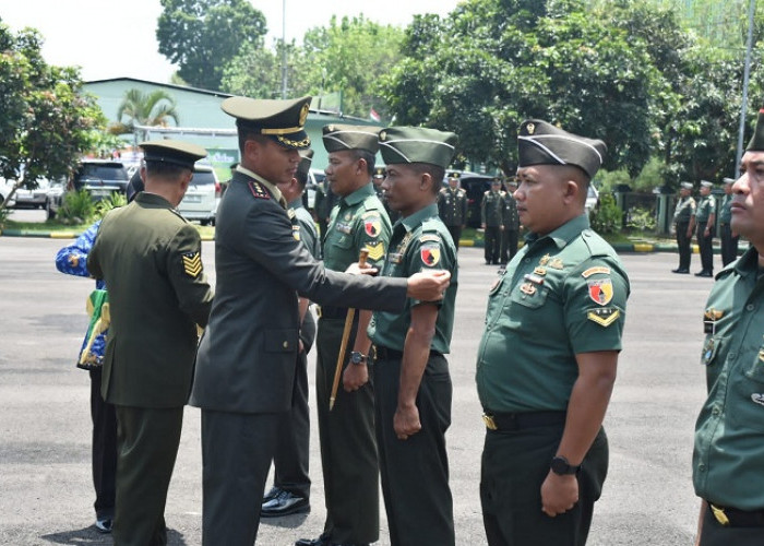 102 Anggota Kodim Jalani Kenaikan Pangkat