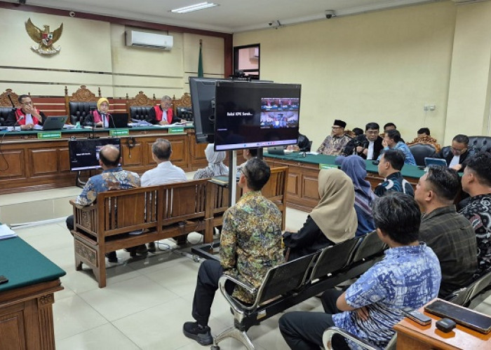 Sidang ke-5 Kasus Maidi Madiun Cs (5): Fee Proyek DPUPR Terungkap, Saksi Sebut Tidak Ada Perintah dari Maidi