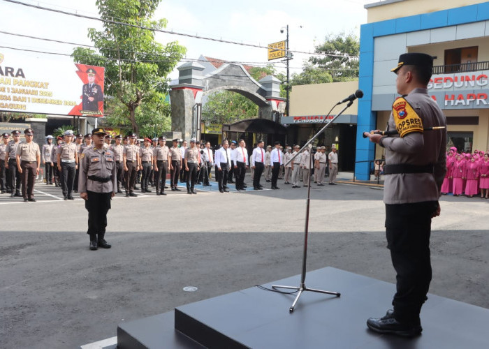 72 Personel Polres Tulungagung Peroleh Kenaikan Pangkat Periode 1 Januari 2025