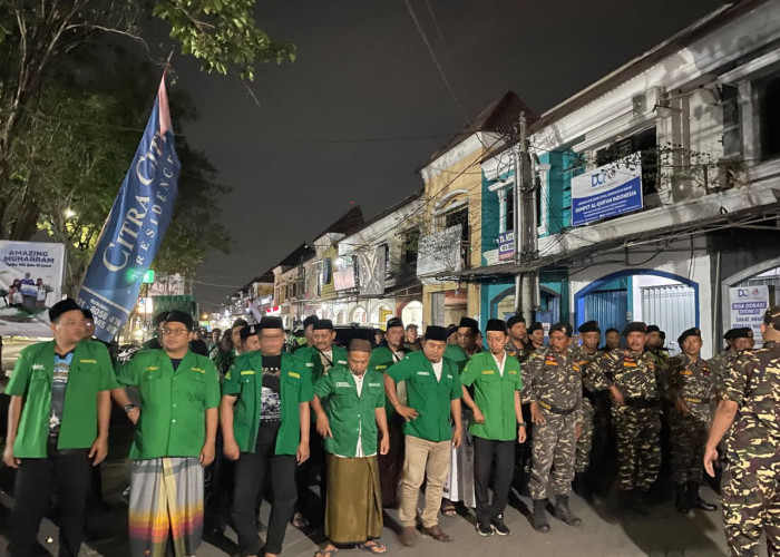 Ansor dan Banser Sisir Toko Miras di Sidoarjo