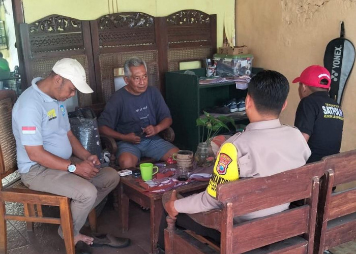 Tingkatkan Keamanan Lingkungan, Polsek Wiyung Gandeng Satpol PP Sambang Warga