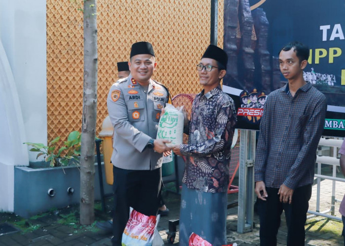 Jelang Idulfitri 1447 H, Polres Jombang Salurkan 3,3 Ton Zakat Fitrah kepada Masyarakat