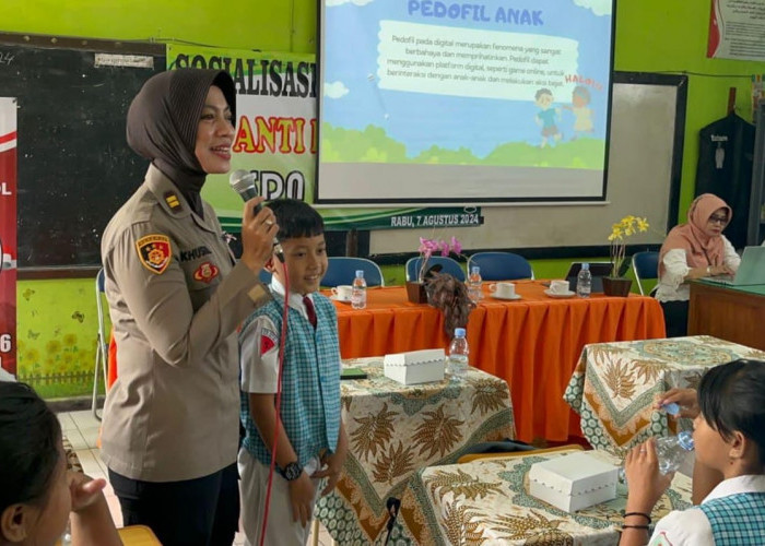 Sambut HUT Ke-76, Polwan Kota Malang Edukasi Bullying ke Siswa SD