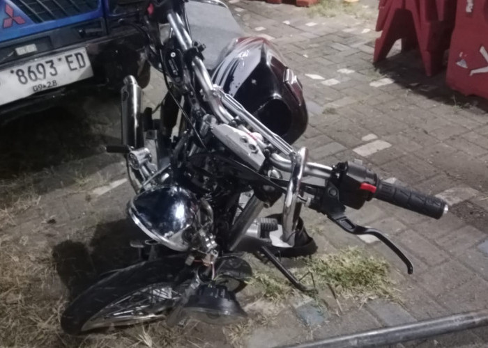 Adu Banteng Dua Pemotor di Kalibagor Situbondo, Satu Tewas Akibat Gagal Menyalip di Jalan Menurun