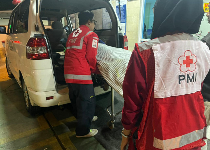 Panggilan Kemanusiaan, Relawan Jember Tinggalkan Kursi Latihan Demi Evakuasi Warga Kritis
