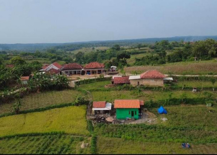 TMMD Kodim Sumenep Bangun RTLH dan Jalan Aspal, Warga Desa Mandala Sambut Lebaran Lebih Bahagia