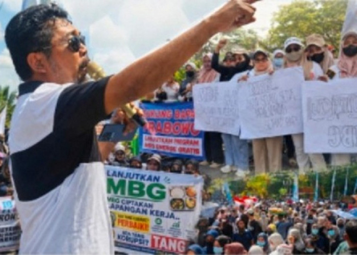 Demonstrasi Dukung MBG di Lamongan Libatkan Ribuan Massa dan Pemilik SPPG