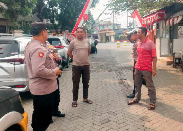 Patroli Kamtibmas Polsek Sukomanunggal Sasar Perumahan Mewah Surabaya