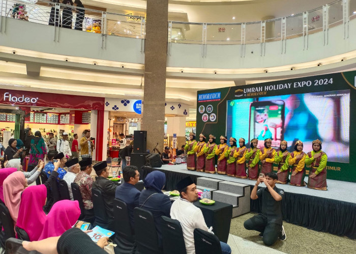 Tari Saman dan Group Al Banjari SMP Khadijah Meriahkan Memorandum Holiday Expo 2024
