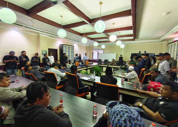 Demo Jagal dan Pedagang Daging Sapi, DPRD Surabaya Fasilitasi Ruang Dialog untuk Cari Solusi