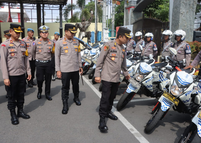 Polda Jatim Cek Kendaraan dan Almatsus di Polres Tulungagung