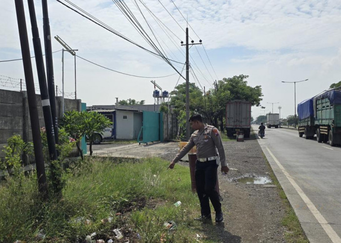 Pelajar Lamongan Tewas Tabrak Tiang Internet di Duduksampeyan Gresik