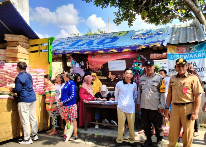 Dispangtan Kota Malang Gelar Gerakan Pangan Murah, Warga Antusias Membeli Sembako