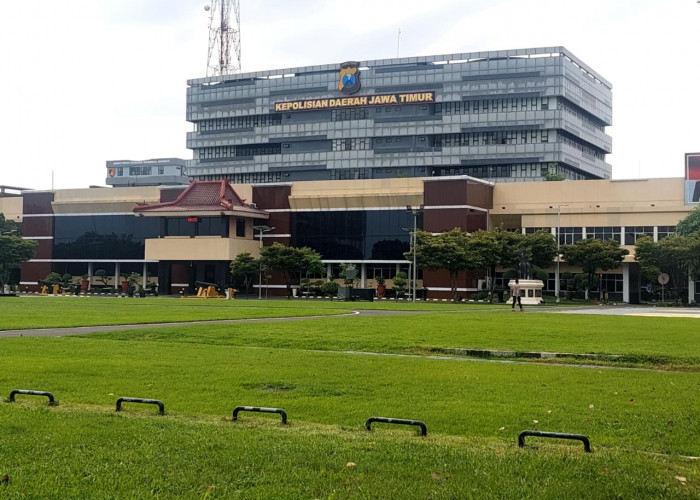 Kapolda Jatim Mutasi Ratusan Perwira dan Bintara, 8 Kapolsek Surabaya Dirotasi