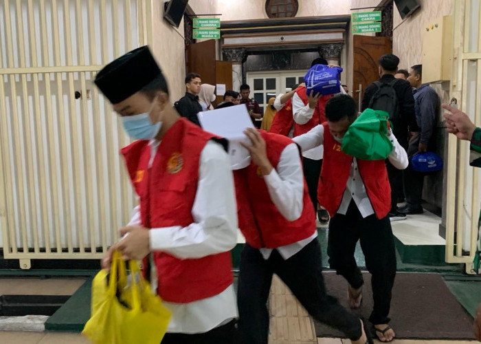 12 Terdakwa Kasus LGBT di Surabaya Cabut Seluruh BAP