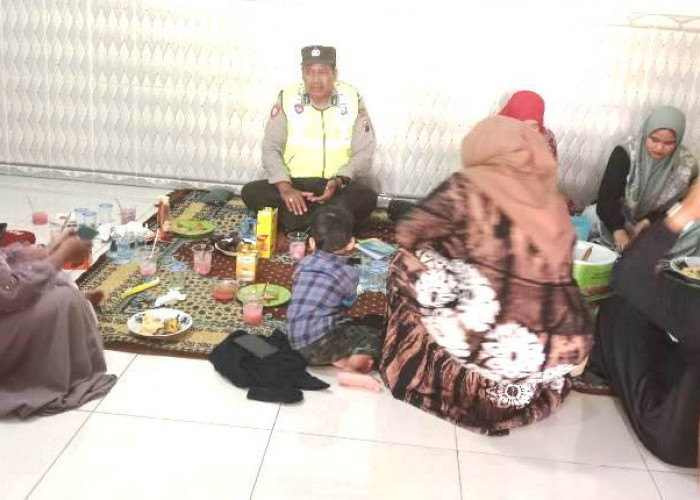 Antisipasi Dampak Negatif Teknologi Digital, Personel Polsek Sepulu Imbau Ibu PKK Waspadai Penipuan Online