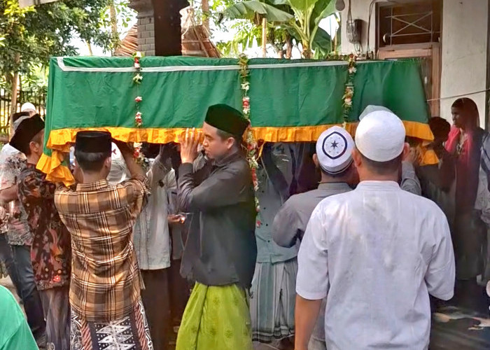 Jenazah Korban KMP Tunu Pratama Jaya Asal Pasuruan Di Pulangkan