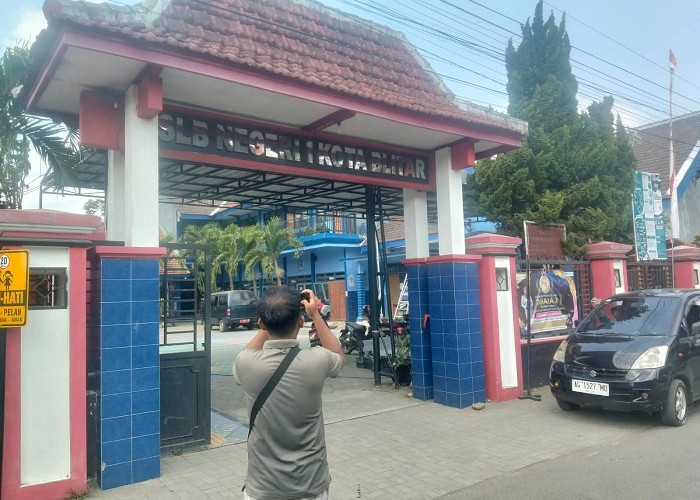 10 Siswa SLB Negeri 1 Blitar Diduga Keracunan MBG, Sampel Rolade Mengandung Arsen