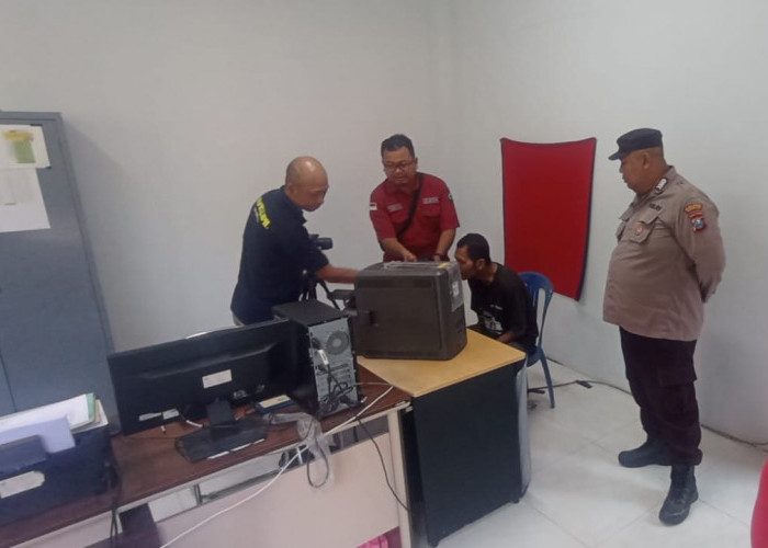 Curi Motor, Pria ODGJ Babak Belur Diamuk Warga Cerme Gresik