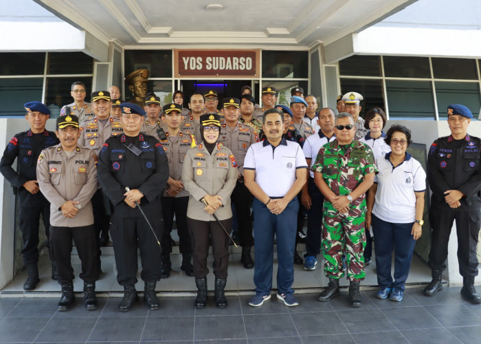 Kapolres Pelabuhan Tanjung Perak Ucapkan Dirgahayu Ke-78 TNI 