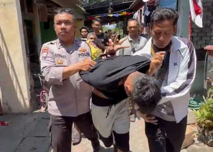 Pelaku Curanmor Ditangkap Polsek Simokerto Surabaya Saat Hendak Ngopi