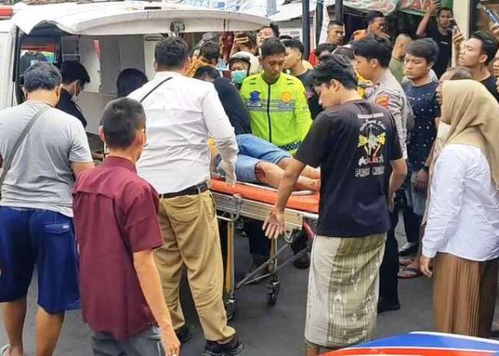 Ayan Kambuh, Pengendara Motor Tewas Tabrak Rumah di Pasuruan